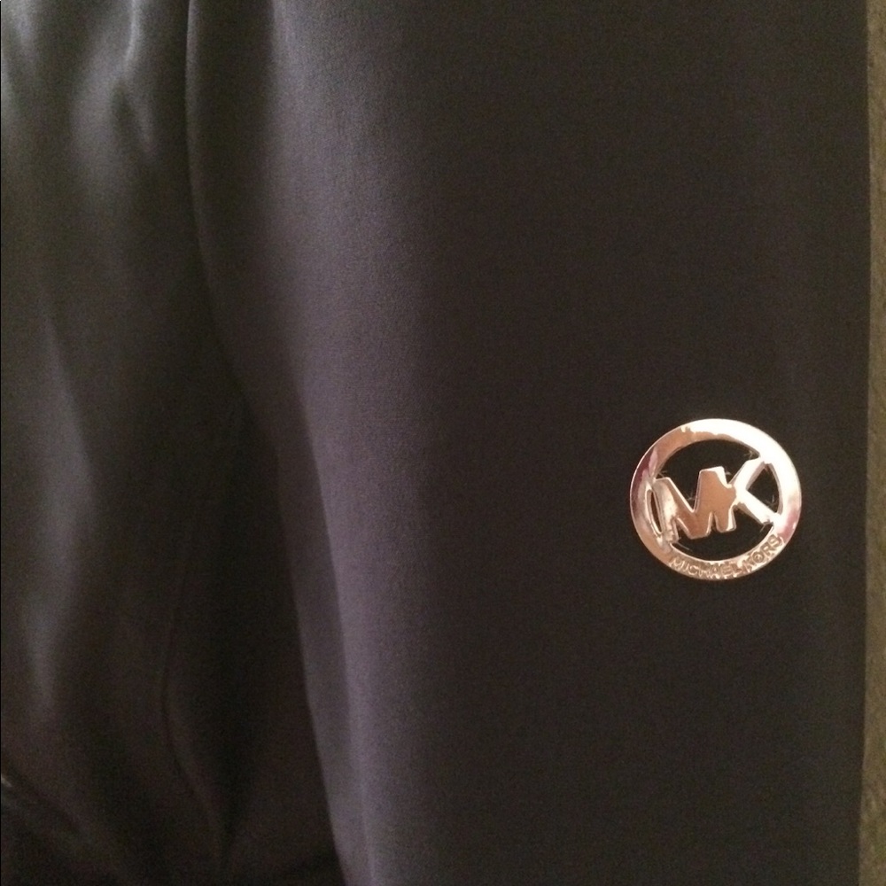 ‼️SOLD‼️ Michael Kors Perfect Classic Belted Trench Coat - Picture 5 of 6